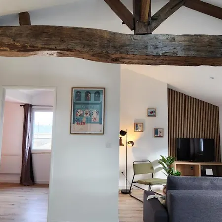 Apartment Le Botanique Saint-Medard-de-Guizieres