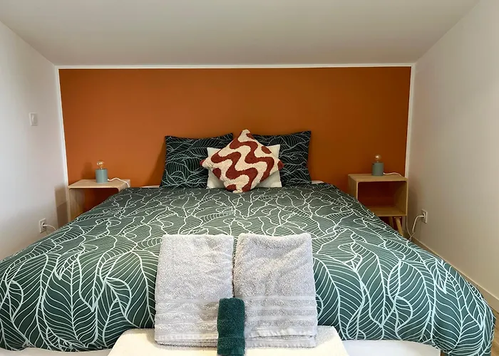 Le Botanique * Saint-Medard-de-Guizieres